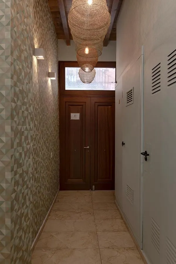 Suncity Boho Suite Loft مالقة 0*,